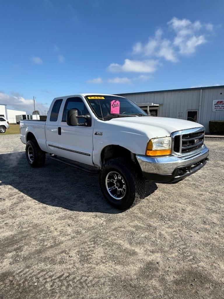 1999 Ford F-250 Super Duty XLT's photo