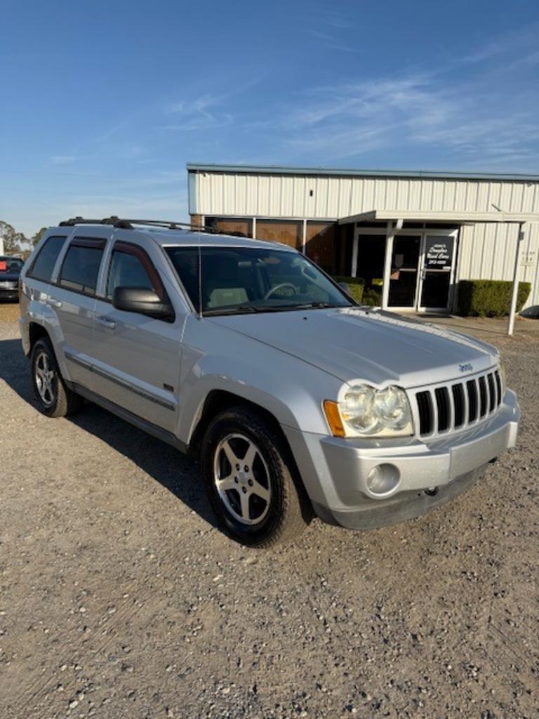 2007 Jeep Grand Cherokee Laredo's photo