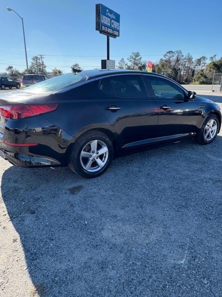 2015 Kia Optima LX's photo