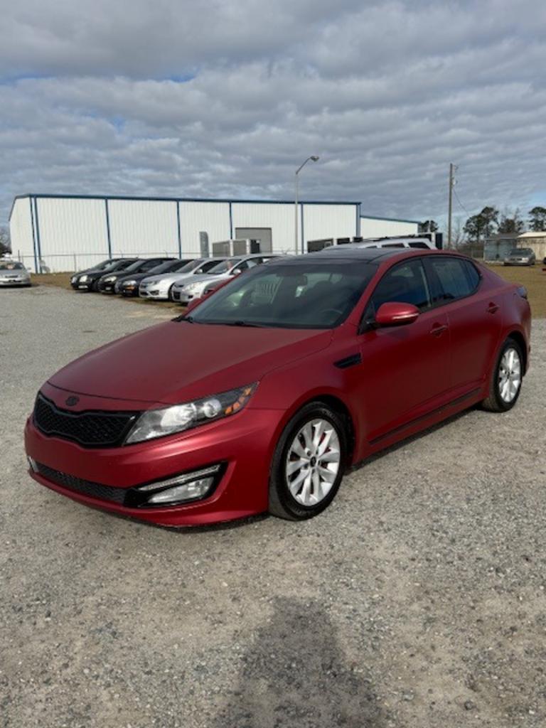 2013 Kia Optima SX's photo