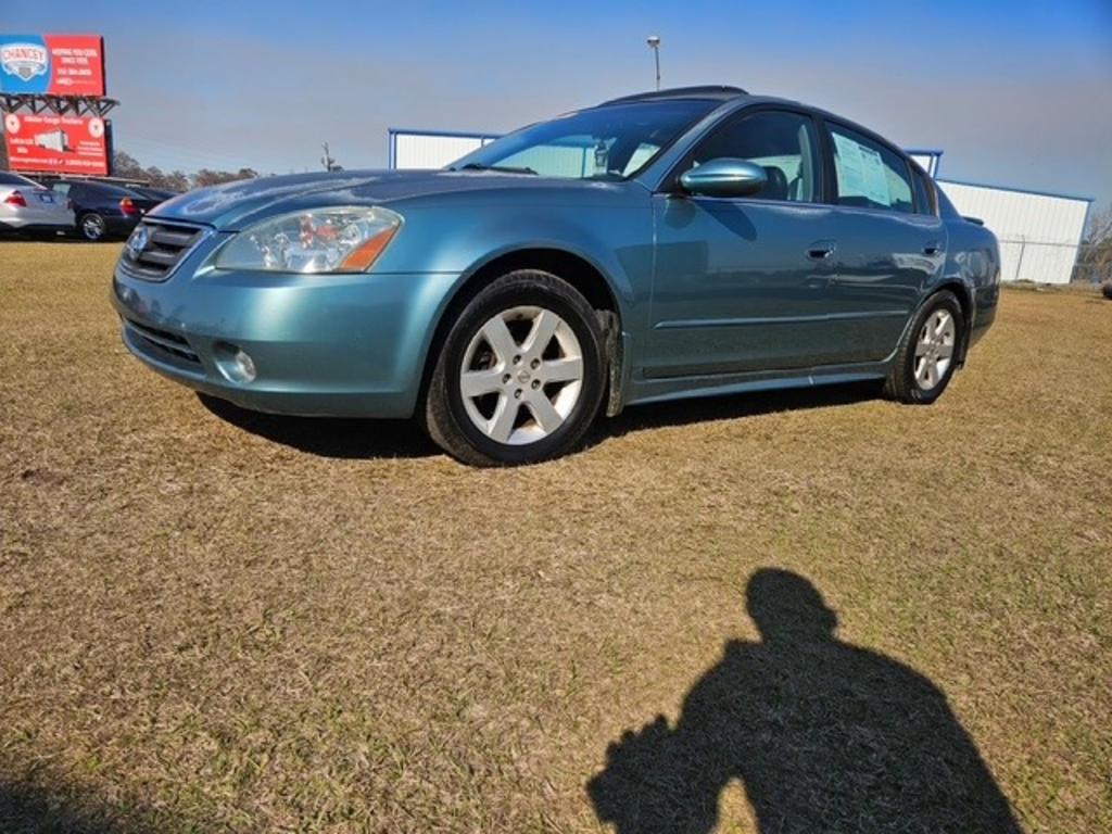 2003 Nissan Altima SL's photo