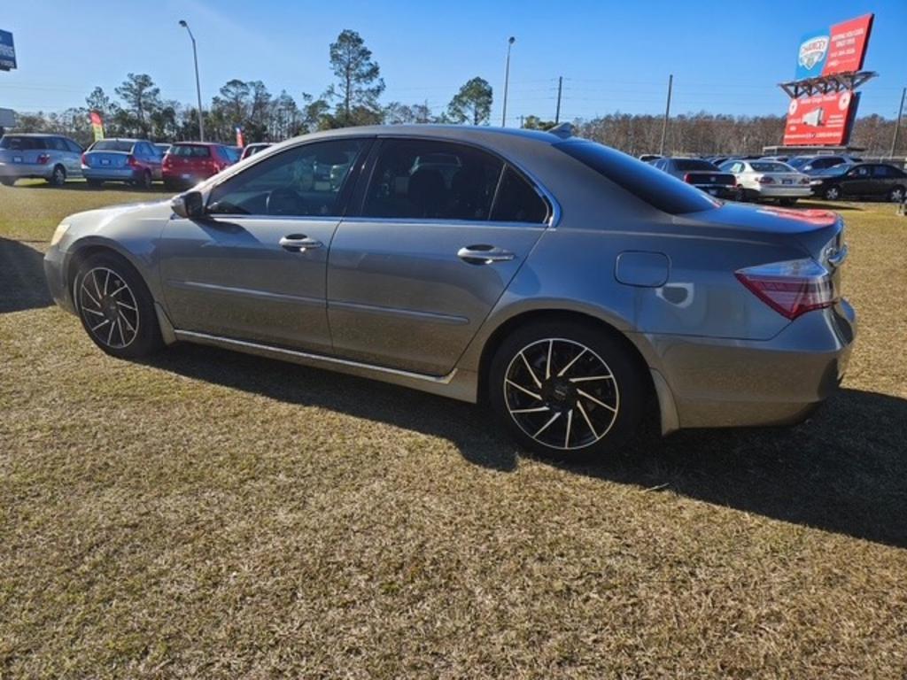 2010 Acura RL Technology Package's photo