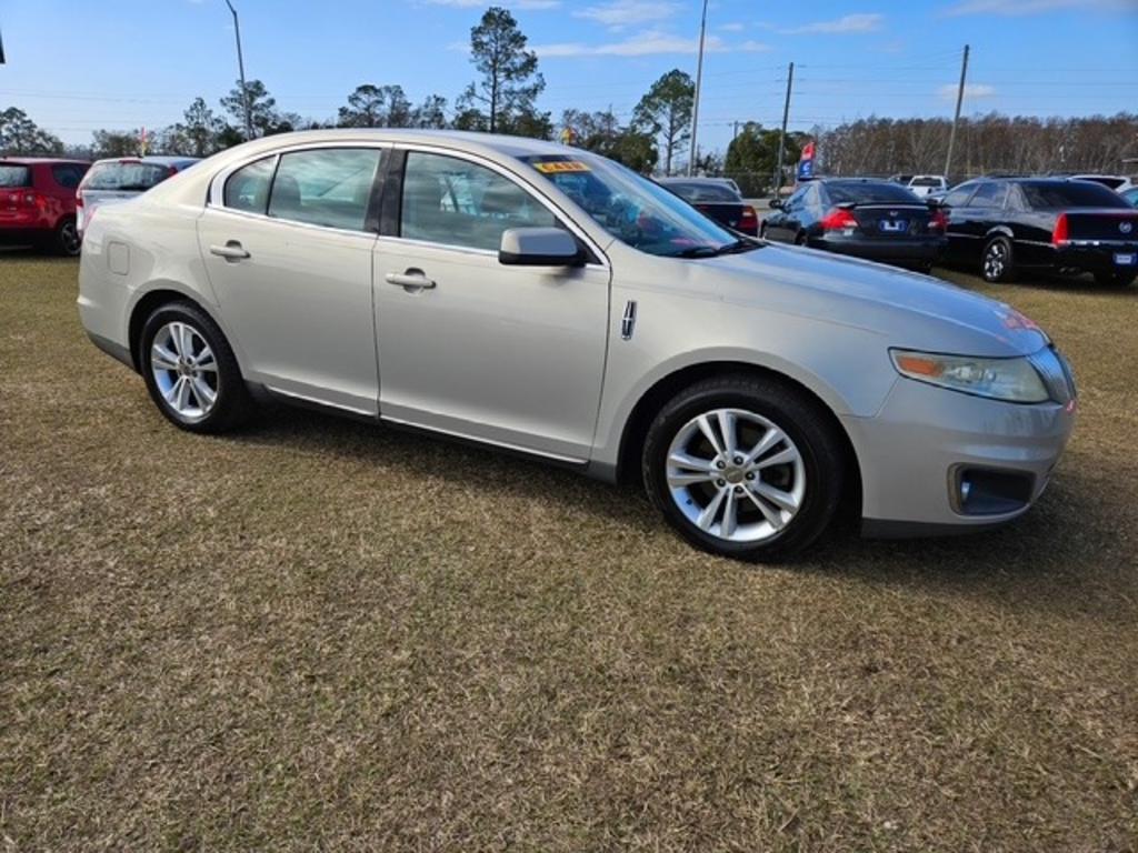 2009 Lincoln MKS's photo