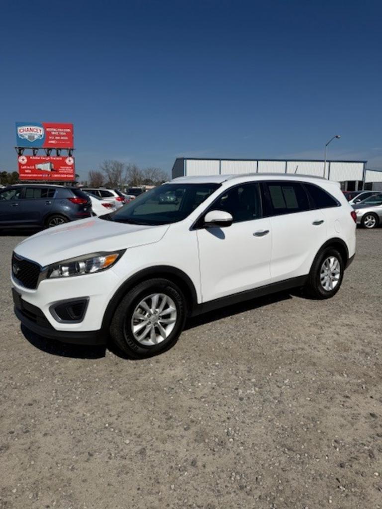 2017 Kia Sorento LX V6 AT's photo