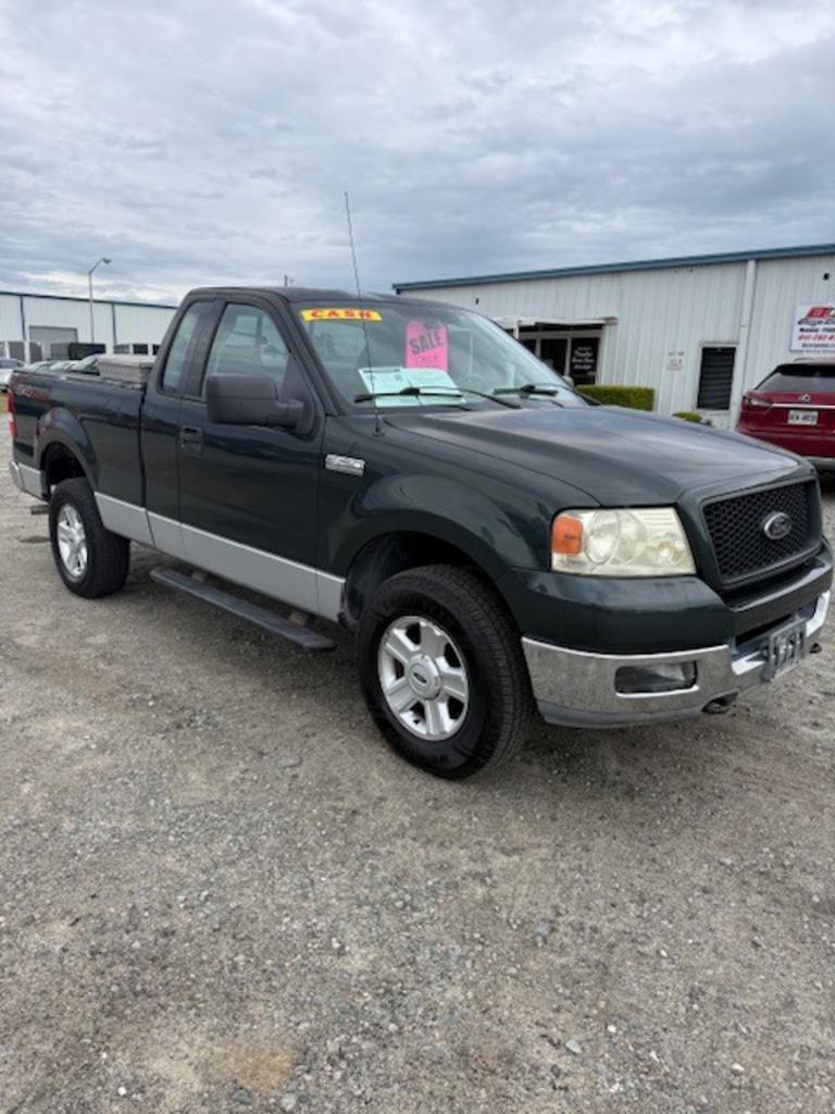 2004 Ford F-150 XLT 4x4 Regular Cab 126-in Styleside's photo